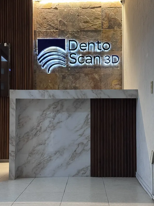 Recepción de Dento Scan 3D con el logotipo iluminado